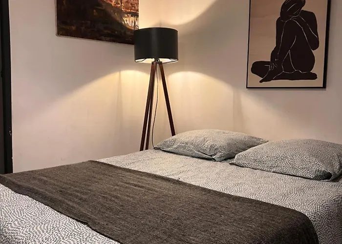 3- Le Frene Apartment *