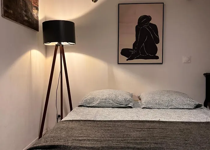 Apartment 3- Le Frene